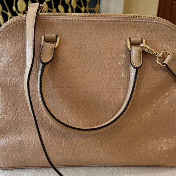 MICHAEL KORS Cindy MK Signature Dome LG Satchel Bag Oyster Patent Leather - Picture 3 of 16